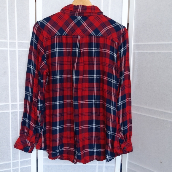 NWOT ! Rails red blue button down flannel shirt - Picture 4 of 7